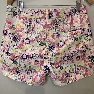 Crown & Ivy Women's‎ Shorts Sz 6 Caroline Blue Pink Multi Color Floral 5" Inseam
